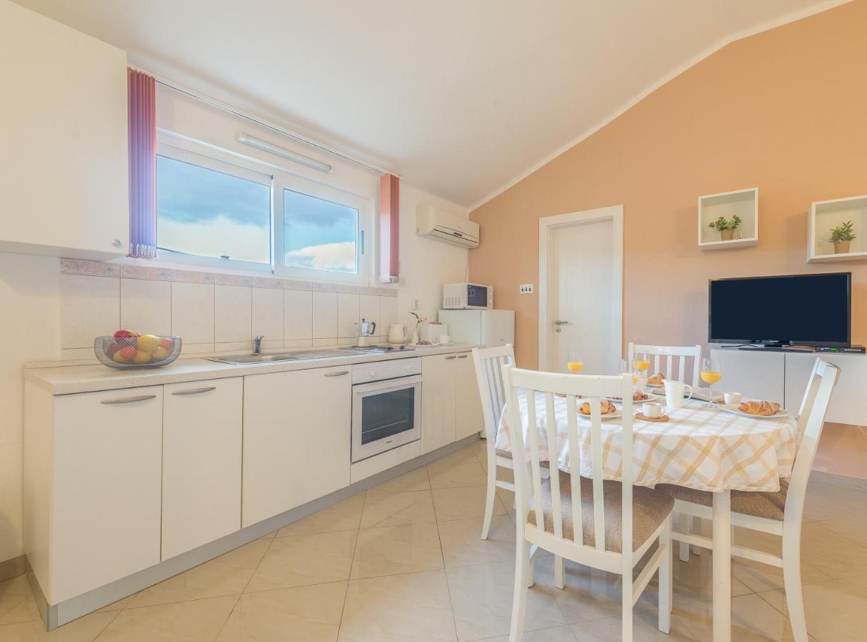 Apartments Maria Куклица Экстерьер фото