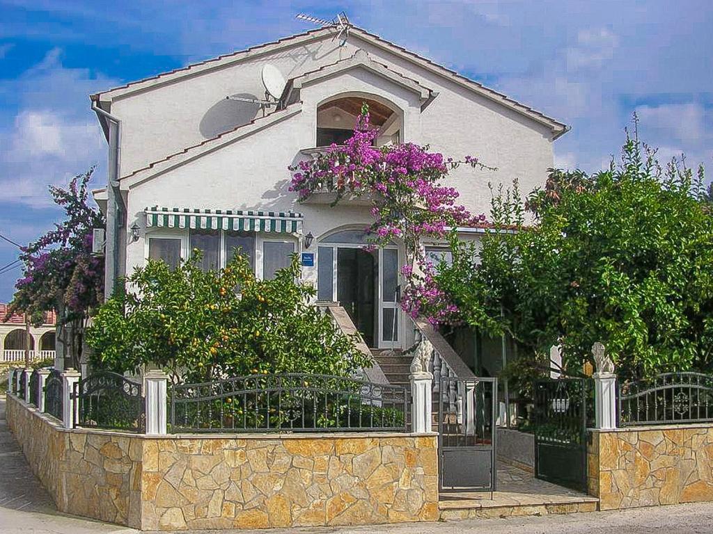 Apartments Maria Куклица Экстерьер фото